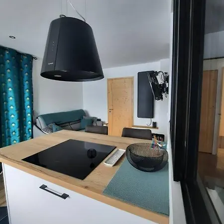 Meuble De Vacances Avec Piscine Chauffee Évires